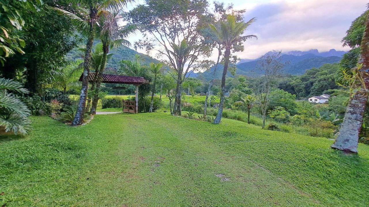Paradisiaco, Piscina E Churrasqueira Em กวาปิมิริม ภายนอก รูปภาพ