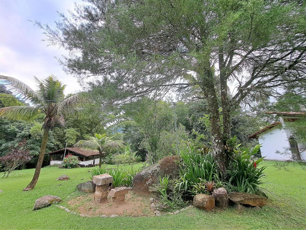 Paradisiaco, Piscina E Churrasqueira Em กวาปิมิริม ภายนอก รูปภาพ