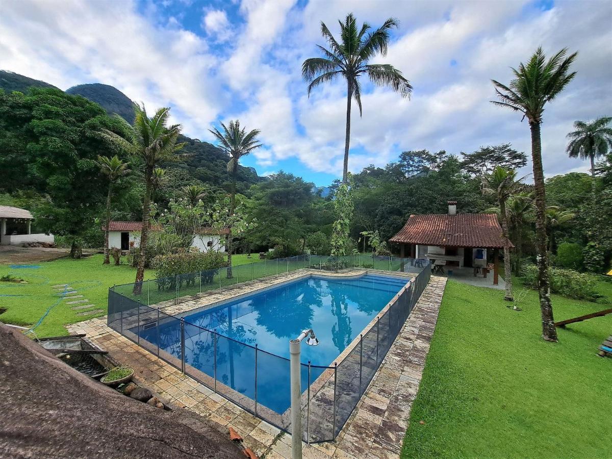 Paradisiaco, Piscina E Churrasqueira Em กวาปิมิริม ภายนอก รูปภาพ